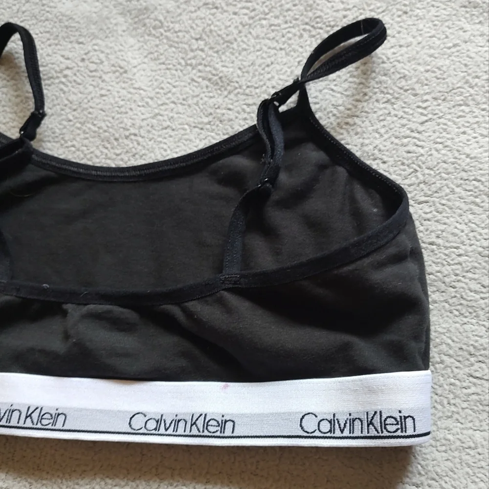 Calvin Klein calvin klein